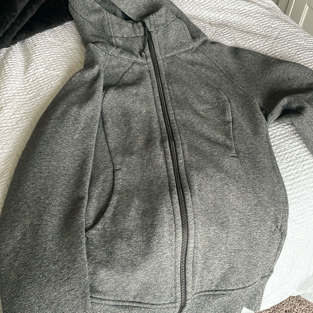 Lululemon Scuba